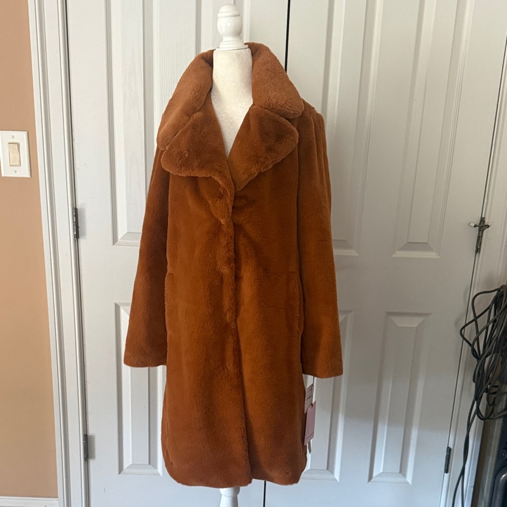 Avec Les Filles Teddy Jacket in Warm Brown